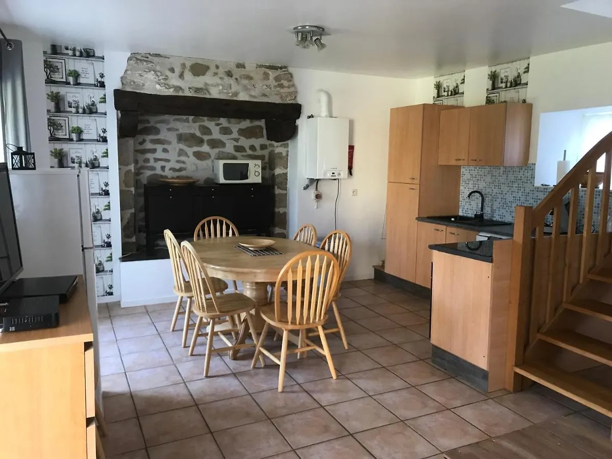 Gites De Kermoel, Belle Ile Kernascléden بيت للعطل